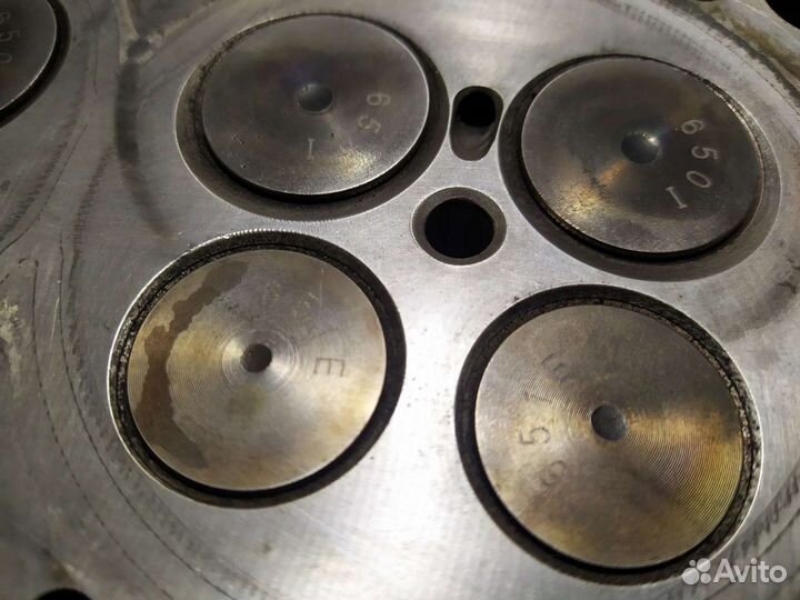 Головка цилиндров Вольво XC60 XC70 D5 2008-2009