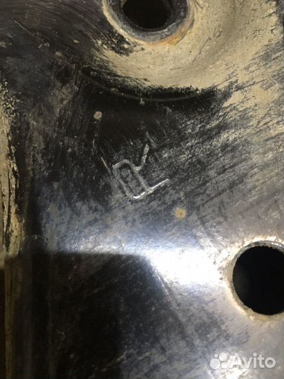 Рычаг передний Toyota Camry 50