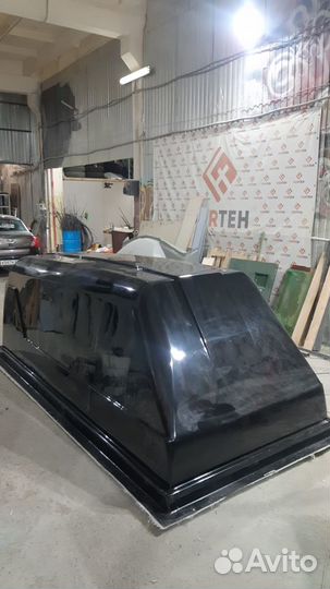 Стеклопластиковая крышка на прицеп