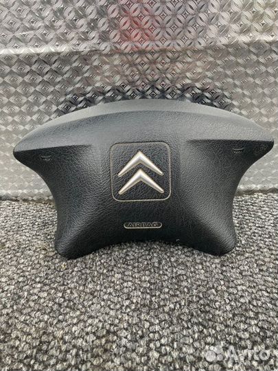 Подушка безопасности в руль Citroen Berlingo
