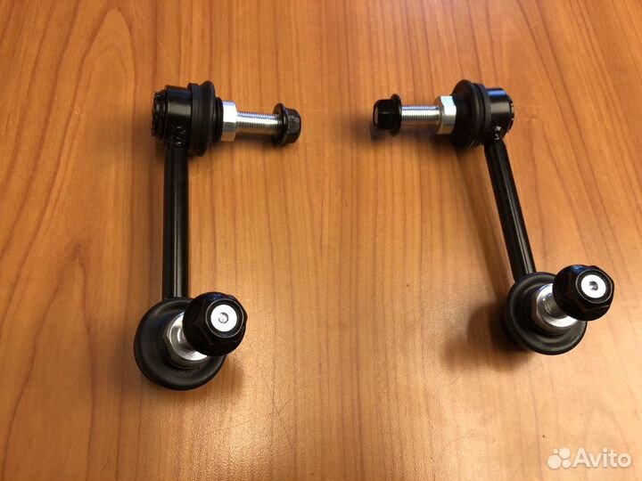 2 cтойки стабилизатора Jeep Grand Cherokee WK2 SRT