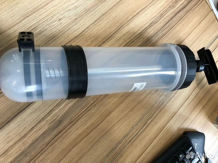 Шприц для технических жидкостей 1,5л