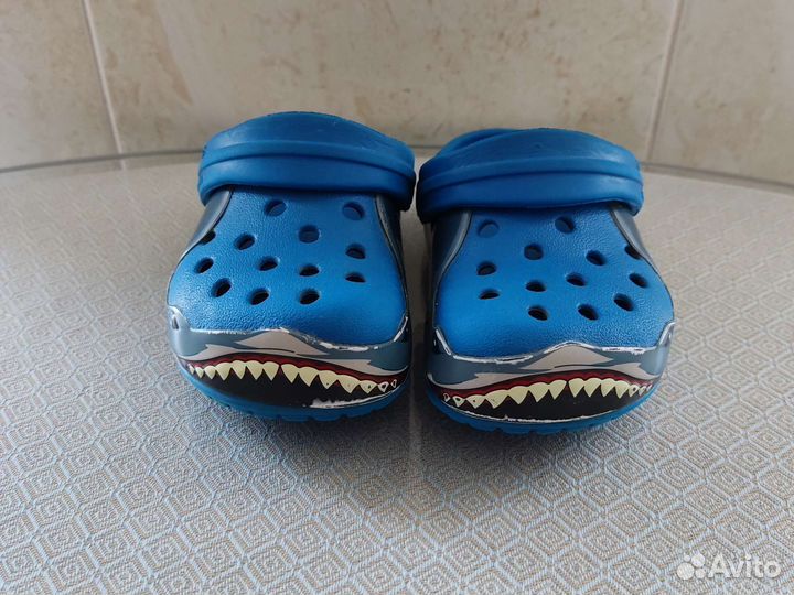 Crocs для мальчика С6 23 р
