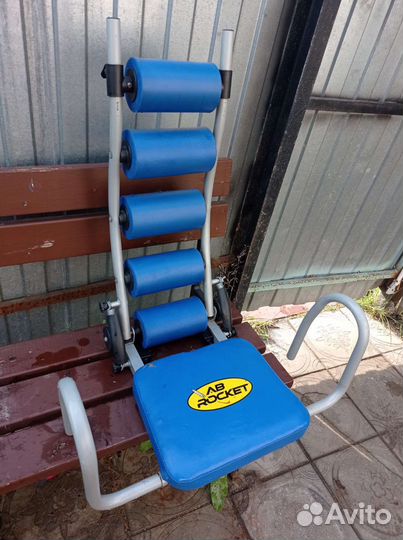 Тренажер для мышц живота и пресса