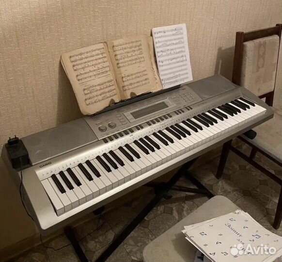 Синтезатор casio