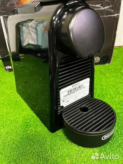 Кофемашина капсульная Delonghi Essenza Mini EN85.B