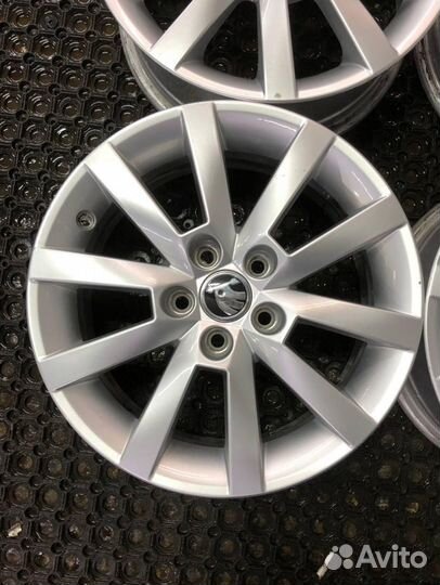 Диски R15 Skoda Б/у оригинал