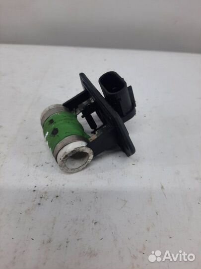 Сопротивление вентилятора охлаждения Kia Rio 2