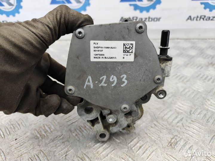 Насос вакуумный Chevrolet Cruze J400 1.4 LE2 2017