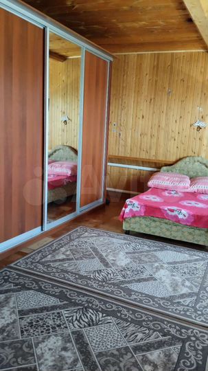 Дом 220 м² на участке 14 сот.