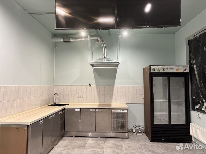 Закрылось кафе продаю