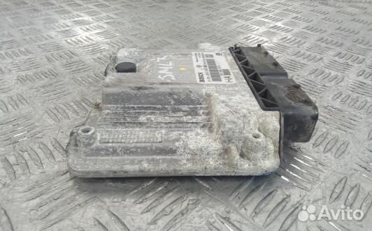 Блок управления двс opel vectra C (SML03PC01)