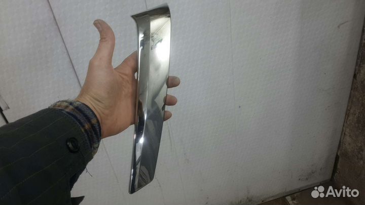 Накладка решётки радиатора Land Cruiser 150