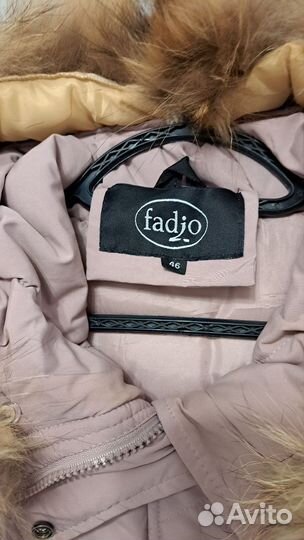 Парка женская зимняя с натуральным мехом на кап-е