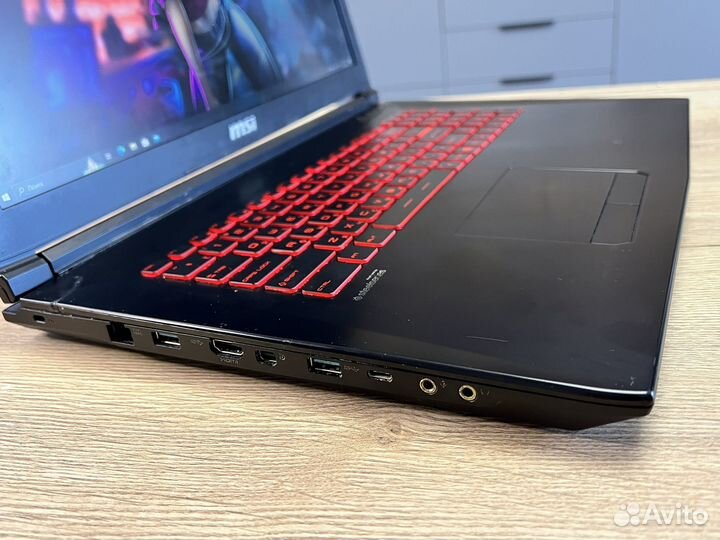 Игровой ноутбук MSI 17.3/i7/GTX1050Ti/16Gb/SSD+HDD
