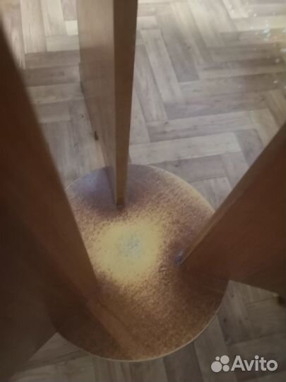 Стол кухонный круглый