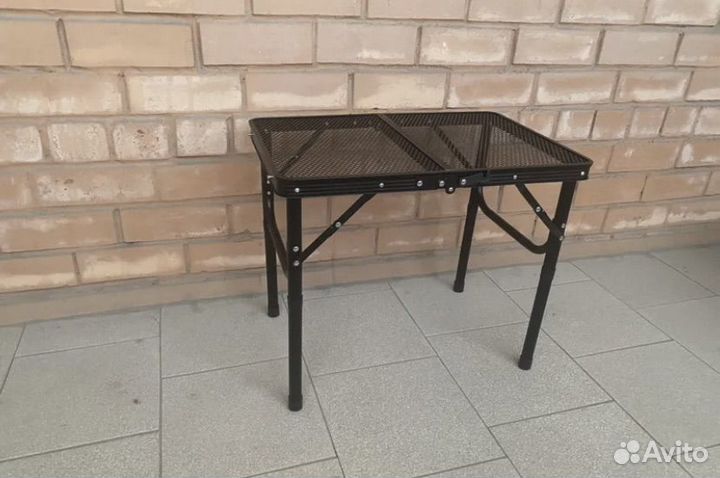 Складной стол металлический 60х40х50