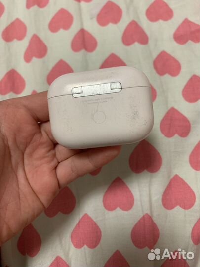 Airpods не ориг, работают не очень хорошо