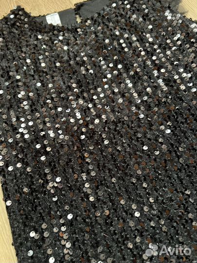 Блузка в пайетках