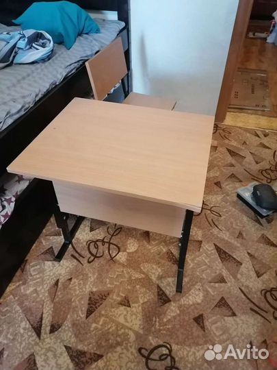 Растущая парта и стул