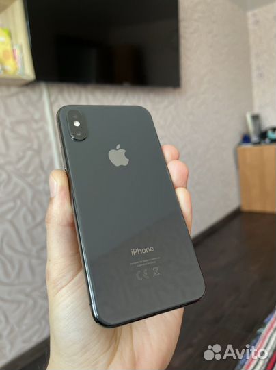 iPhone Xs, 64 ГБ