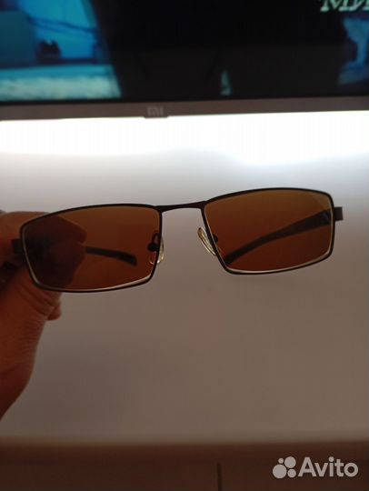 Солнцезащитные очки