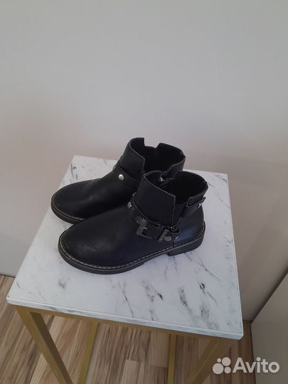 Ботинки демисезонные для девочки размер 32