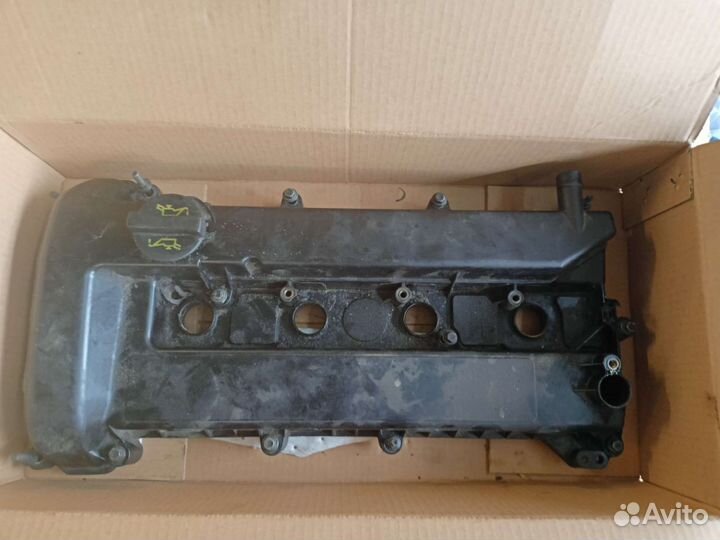 Клапанная крышка Volvo C30 S40 2 V50 S80 V70 1,8