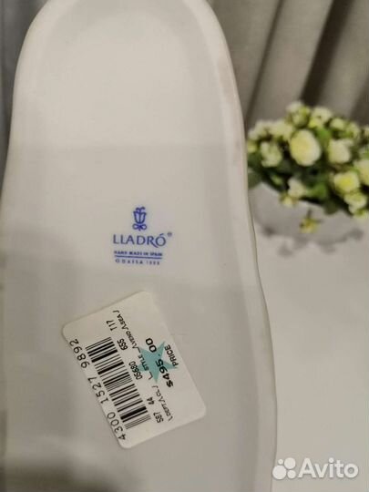 Lladro статуэтка Испания, девочка на велосипеде.