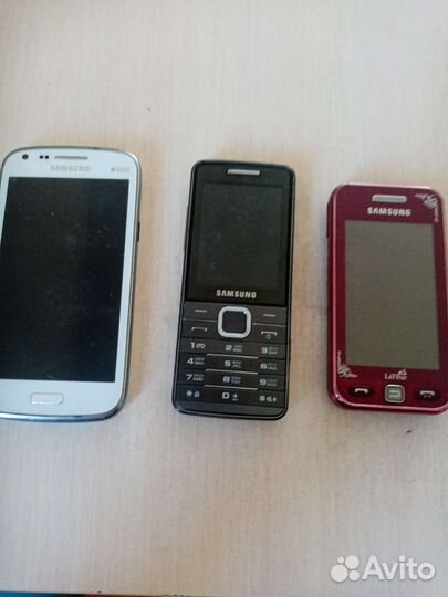 Телефон Samsung