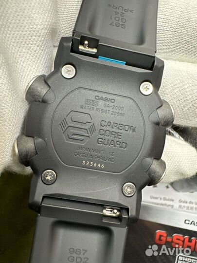 Оригинальные часы Casio G-Shock GA-2000-1A2