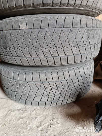 Bridgestone Blizzak Ice 205/70 R15 96S