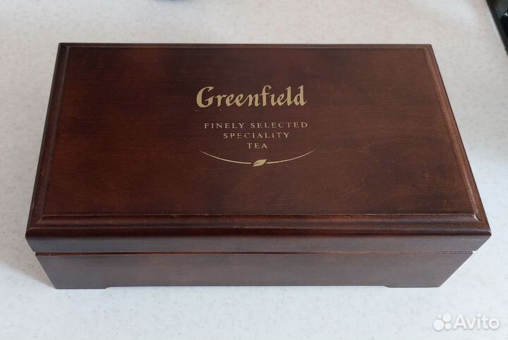 Чай в подарочной шкатулке