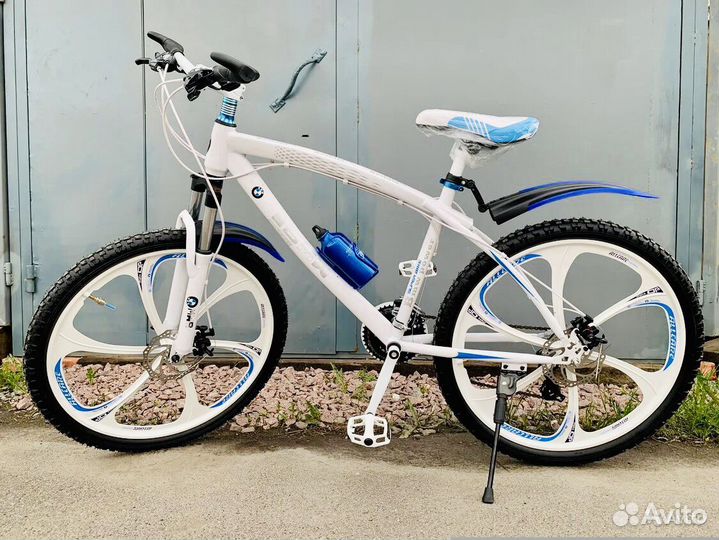 Велосипед на литых дисках