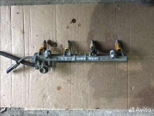 Рампа топливная 4g64. Мицубиси галант.2003 год