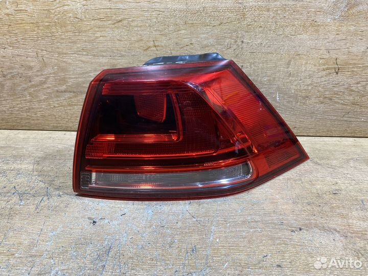 Фонарь правый Volkswagen Golf 7 Арт. 111310