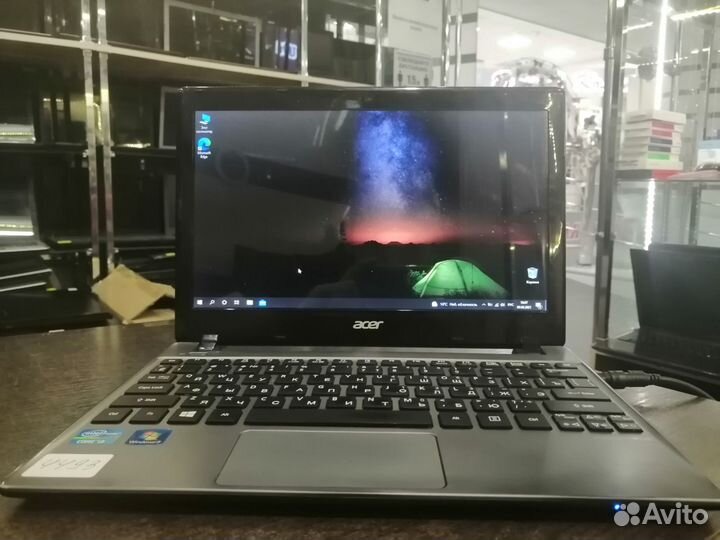 Компактный ноутбук Acer V5-171 на Core i3