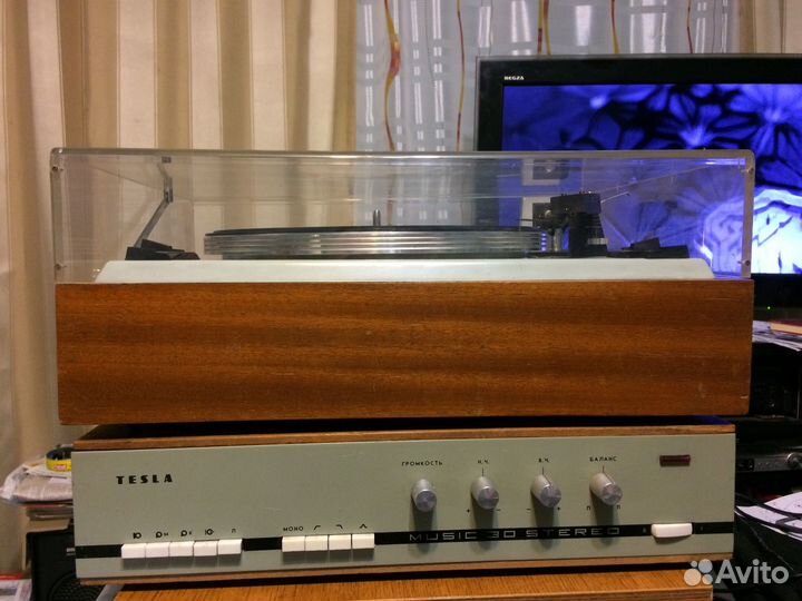 Проигрыватель виниловых пластинок supraphon