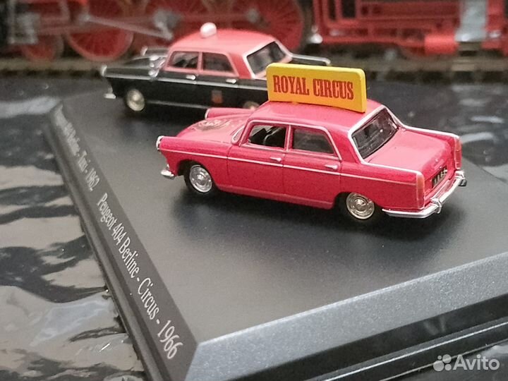 Peugeot 404 circus для ж.д. piko roco масштаб 1:87