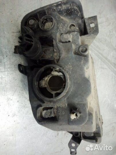 Фара правая Renault Logan 2005-2014