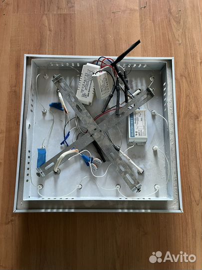 Светильник потолочный