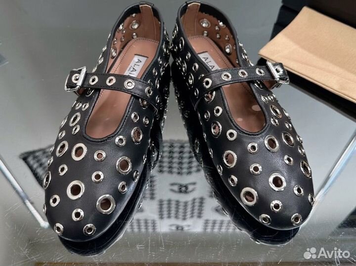 Балетки Alaia