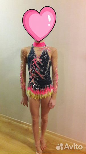 Гимнастический купальник для выступления