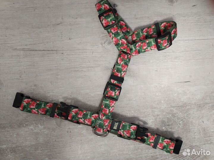 Товары для животных (ошейники, шлейка, рулетка)