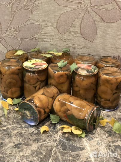 Грибы соленые, сушеные:белый, рыжик, лисичка