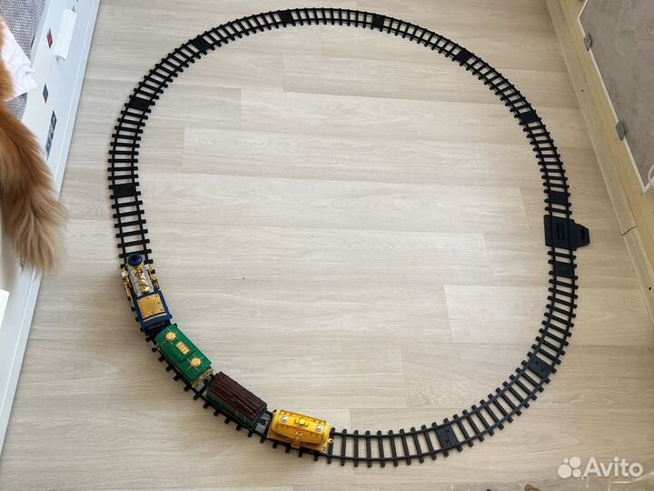 Радиоуправляемый поезд