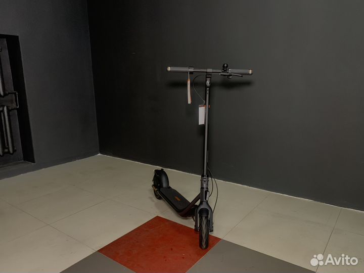 Электросамокат Ninebot KickScooter F2