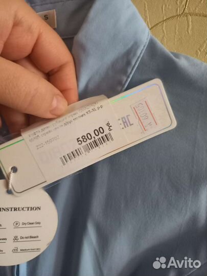 Новая блузка для девочки голубая, приталенная