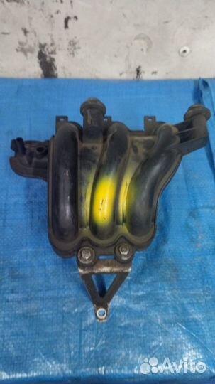 Коллектор впускной Volkswagen Polo 4 BMD