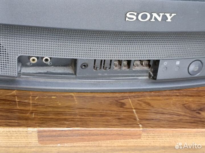 Телевизор Sony trinitron